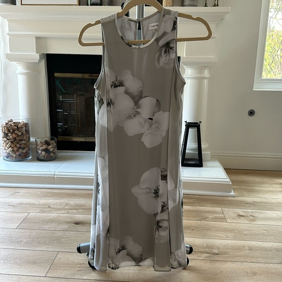Calvin Klein Dress size 4 - Picture 1 of 2